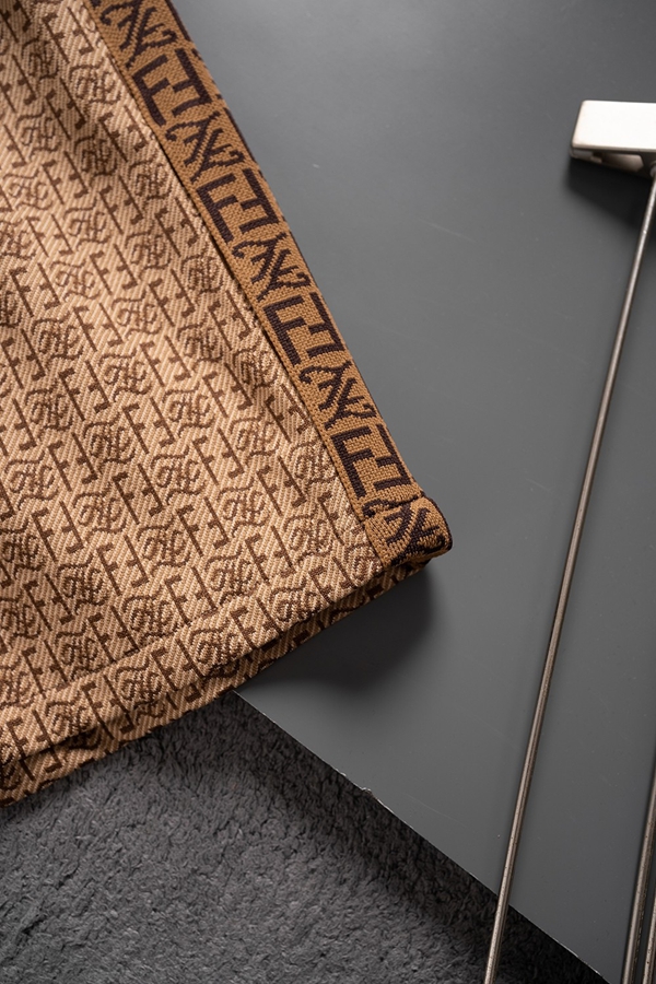 ブランドハーフパンツ素材ディテール